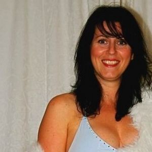 Swinging milf seeks some fun in Bath